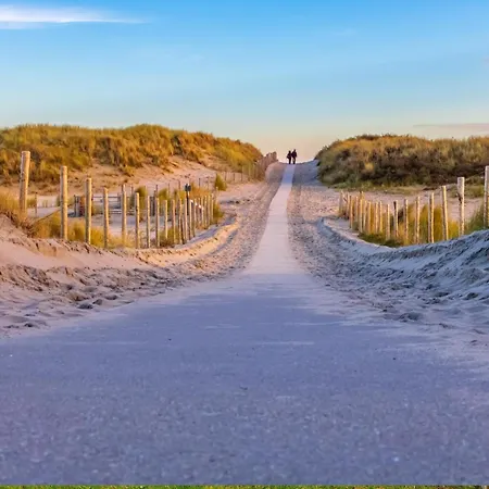 10 - Aan De Duinen, Aan Zee * Callantsoog