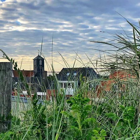 10 - Aan De Duinen, Aan Zee *